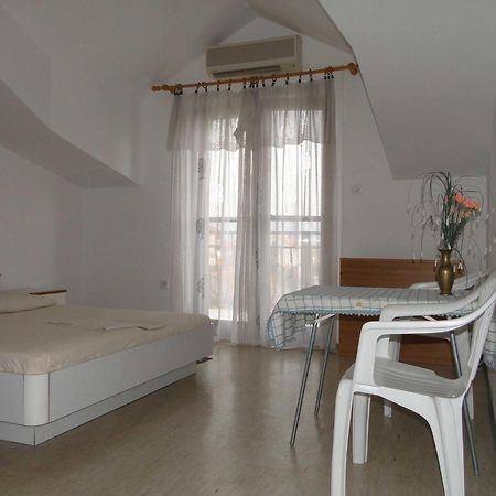 Apartments Majic Трогір Екстер'єр фото